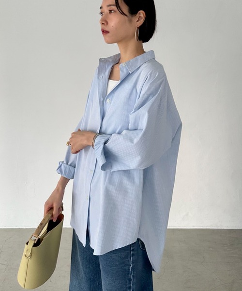 Doux archives(ドゥアルシーヴ)の「ストライプベーシックオーバーシャツ(シャツ/ブラウス・レディース・サックスブルー/ホワイト×ブルー・38)」の13枚目の写真