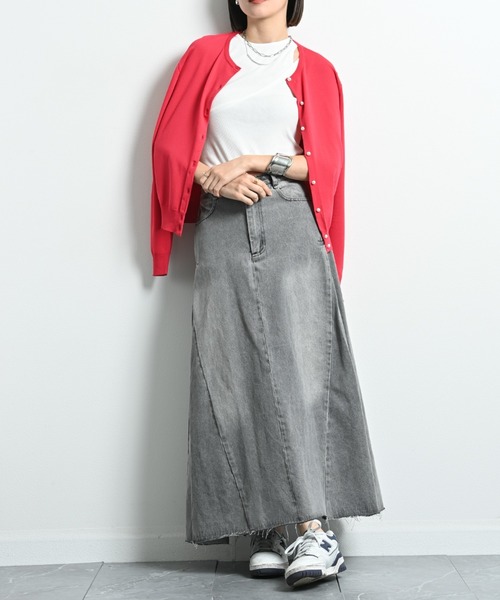 INTERPLANET（インタープラネット）の「【マシーンウォッシャブル・ＵＶ・接触冷感】パール釦クルーカーディガン（カーディガン/ボレロ・レディース・オフホワイト/グレー/ブラック/マルーン・FREE）」の9枚目の写真