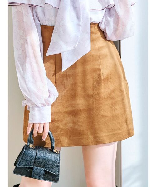 dazzlin（ダズリン）の「【セットアップ対応】コンパクトミニスカート（スカート・レディース・チャコールグレー/キャメル/ブラウン/ピンク/ベージュ・MEDIUM/SMALL）」の4枚目の写真