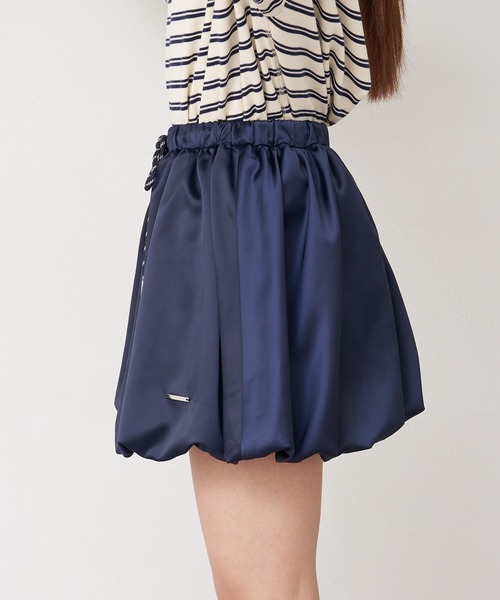RAY CASSIN（レイカズン）の「【ぺチパンツ付き】サテンバルーンミニスカート（スカート・レディース・グリーン/アイボリー/ネイビー・FREE）」の20枚目の写真