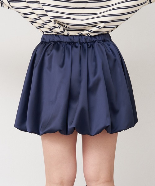 RAY CASSIN（レイカズン）の「【ぺチパンツ付き】サテンバルーンミニスカート（スカート・レディース・グリーン/アイボリー/ネイビー・FREE）」の21枚目の写真