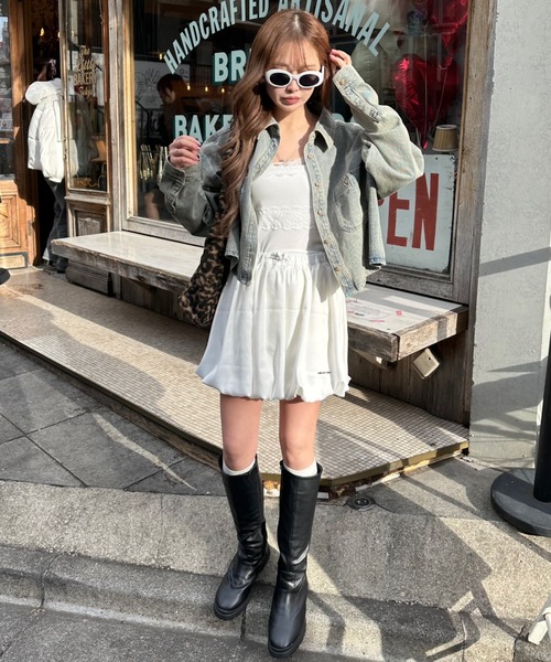 RAY CASSIN（レイカズン）の「【ぺチパンツ付き】サテンバルーンミニスカート（スカート・レディース・グリーン/アイボリー/ネイビー・FREE）」の5枚目の写真