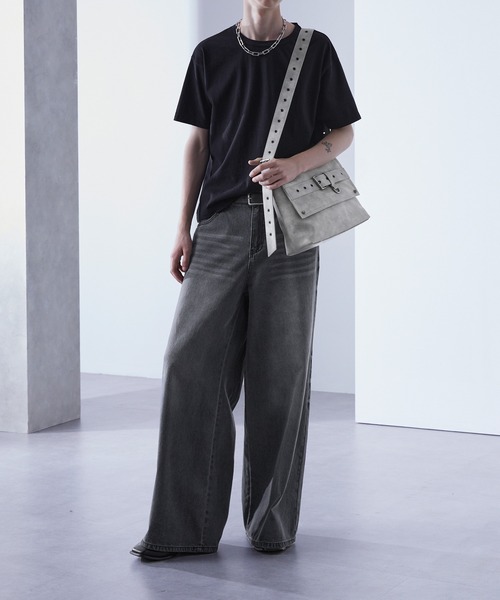 Loose/ルース(ルース)の「ベルトデザイン 合皮ショルダーバッグ(ショルダーバッグ・メンズ・ブラック/ホワイト系/ブラック系/ブラウン・FREE)」の16枚目の写真