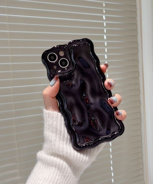 Mayree(メイリー)の「【float】メタル ウェーブ メルトデザイン iPhoneケース【iPhoneシリーズ/各種機種対応】(スマホケース/カバー・レディース・オリーブ/グリーン/ライトブラウン/ガンメタ/ゴールド/シルバー/ボルドー/ベビーピンク/ピンク/ライトパープル/パープル/ブルー/アイボリー・iPhone 16 Pro/iPhone 16/iPhone 15 Pro/iPhone 15/iPhone 14/iPhone 14 Pro)」の13枚目の写真