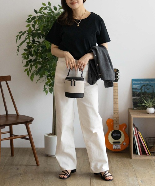 NAVY(ネイビー)の「【 綿100% 】NAVY ベーシッククルーTシャツ(Tシャツ/カットソー・レディース・チャコールグレー/ブラック/オフホワイト/ラベンダー/モカ・M/L)」の16枚目の写真