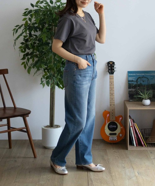 NAVY(ネイビー)の「【 綿100% 】NAVY ベーシッククルーTシャツ(Tシャツ/カットソー・レディース・チャコールグレー/ブラック/オフホワイト/ラベンダー/モカ・M/L)」の21枚目の写真