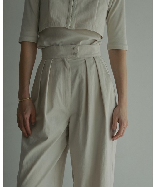 anuke（アンヌーク）の「Twill Cocoon Pants（その他パンツ・レディース・アイボリー/ベージュ/ブラック・36inch/38inch）」の8枚目の写真