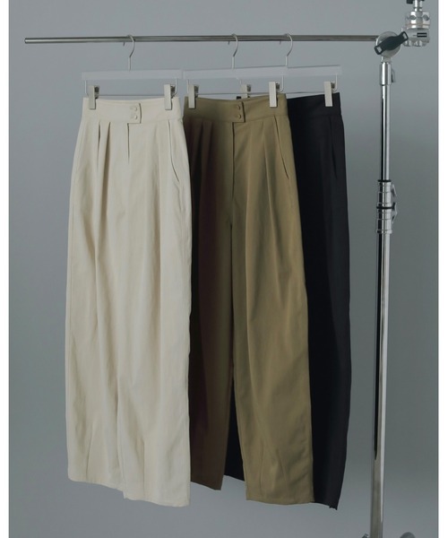anuke（アンヌーク）の「Twill Cocoon Pants（その他パンツ・レディース・アイボリー/ベージュ/ブラック・36inch/38inch）」の14枚目の写真