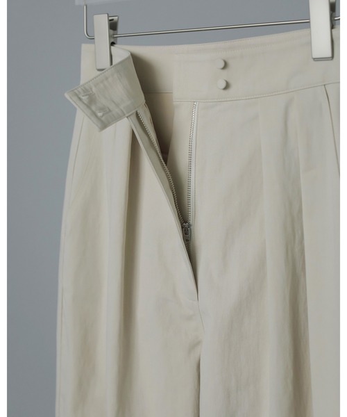anuke（アンヌーク）の「Twill Cocoon Pants（その他パンツ・レディース・アイボリー/ベージュ/ブラック・36inch/38inch）」の19枚目の写真