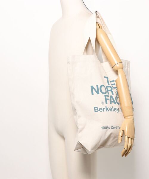 THE NORTH FACE(ザノースフェイス)の「【THE NORTH FACE/ザ ノースフェイス】ORGANIC C TOTE(トートバッグ・メンズ・カーキ/ブラック/ブルー/グリーン/レッド/ブラック系その他・FREE)」の10枚目の写真