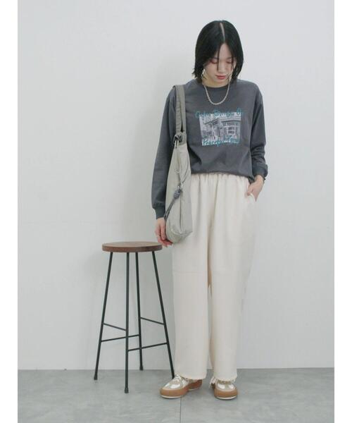 Samansa Mos2 blue（サマンサモスモスブルー）の「フォトプリントロンT（Tシャツ/カットソー・レディース・シルバーグレー/チャコールグレー/オフホワイト・F）」の18枚目の写真