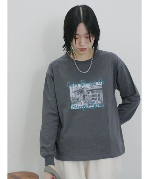 Samansa Mos2 blue（サマンサモスモスブルー）の「フォトプリントロンT（Tシャツ/カットソー・レディース・シルバーグレー/チャコールグレー/オフホワイト・F）」の20枚目の写真