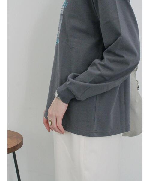 Samansa Mos2 blue（サマンサモスモスブルー）の「フォトプリントロンT（Tシャツ/カットソー・レディース・シルバーグレー/チャコールグレー/オフホワイト・F）」の16枚目の写真