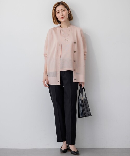 23区（ニジュウサンク）の「【CanCam10月号掲載/CLASSY.10月号掲載】シャイニーシアー カーディガン（カーディガン/ボレロ・レディース・ライトグレー系/ダークブラウン系/ベージュ系/ブラック系/ピンク系・38）」の17枚目の写真