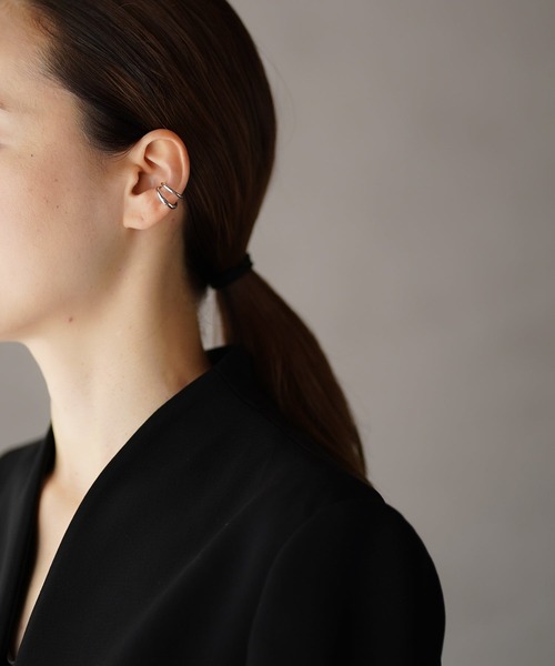 ISOLATION(アイソレーション)の「【ISOLATION / アイソレーション】Silver925 Clear Earcuff / シルバー925 クリアーイヤーカフ(イヤーカフ・レディース・ゴールド・FREE)」の4枚目の写真