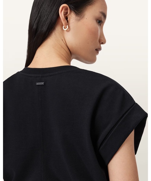 ALLSAINTS(オールセインツ)の「MIRA CROPPED SATIN DRAWCORD T-SHIRT | MIRA クロップド サテン ドローコード Tシャツ(Tシャツ/カットソー・レディース・ブラック・XS/S/M)」の14枚目の写真