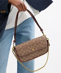 COACH レガシー ジップ トップ クロスボディ バッグ Amazon | コーチ レガシー ジップトップ クロスボディ, B4