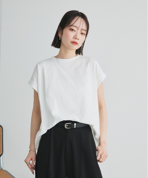 ad thie(アドティエ)の「バックギャザー フレンチスリーブ Tシャツ(Tシャツ/カットソー・レディース・チャコール/ネイビー/オフホワイト/ナチュラル/ブラック・FREE)」の10枚目の写真