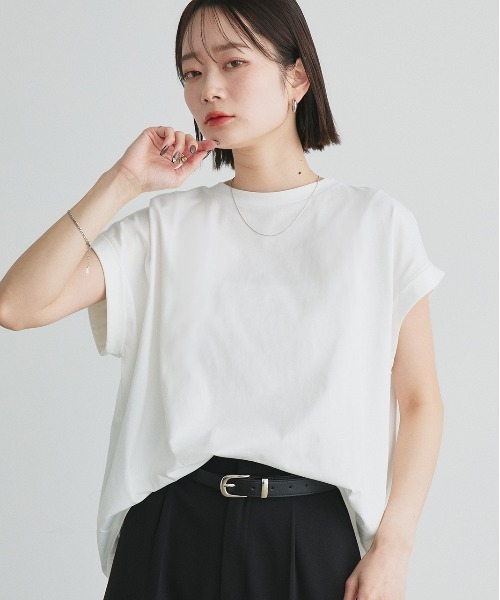 ad thie(アドティエ)の「バックギャザー フレンチスリーブ Tシャツ(Tシャツ/カットソー・レディース・チャコール/ネイビー/オフホワイト/ナチュラル/ブラック・FREE)」の15枚目の写真