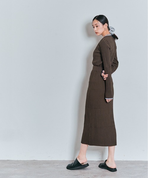 W:Huku(フーク)の「【ひんやり接触冷感】切り替えリブ サマーニット スカート(スカート・レディース・ネイビー/ブラック/ダークブラウン/グレー・FREE)」の9枚目の写真