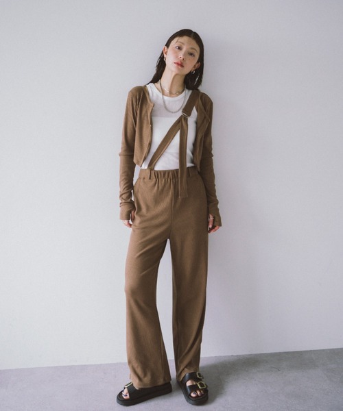 HANNE(アン)の「ショルダーベルトリブパンツ(その他パンツ・レディース・ベージュ/ブラック・SMALL/MEDIUM)」の2枚目の写真
