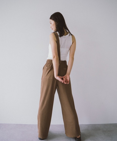 HANNE(アン)の「ショルダーベルトリブパンツ(その他パンツ・レディース・ベージュ/ブラック・SMALL/MEDIUM)」の11枚目の写真
