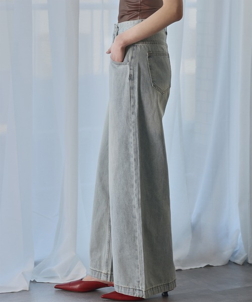 Ampirula(アンピルーラ)の「ウエスト切替えデザインワイドデニムパンツ(デニムパンツ・レディース・ブルー/ネイビー・S/M)」の9枚目の写真