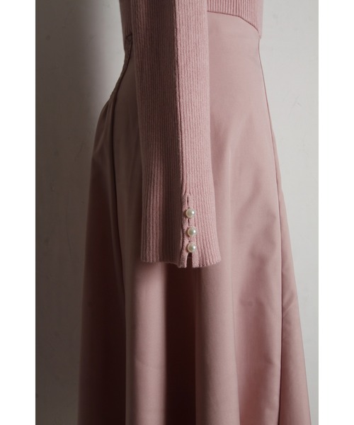 tocco closet(トッコ クローゼット)の「袖口パール付きアシメリブニットドッキングワンピース(ワンピース・レディース・ピンク/アイボリー/ブラック・M)」の7枚目の写真
