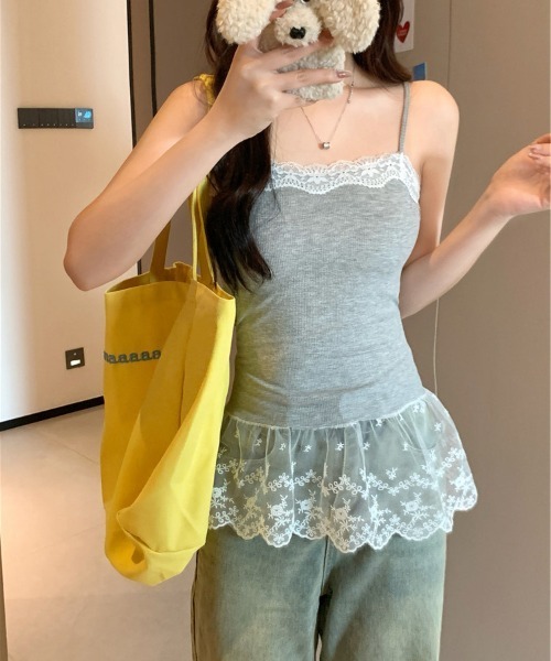 gossip！ロサンゼルス（ゴシップロサンゼルス）の「Y2K 【垢抜けレイヤードアイテム】  レースインナーキャミワンピース 重ねストラップドレス（キャミソール・レディース・ブラック/グレー/ホワイト・FREE）」の3枚目の写真
