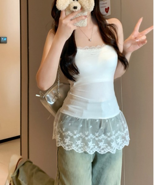 gossip！ロサンゼルス（ゴシップロサンゼルス）の「Y2K 【垢抜けレイヤードアイテム】  レースインナーキャミワンピース 重ねストラップドレス（キャミソール・レディース・ブラック/グレー/ホワイト・FREE）」の16枚目の写真