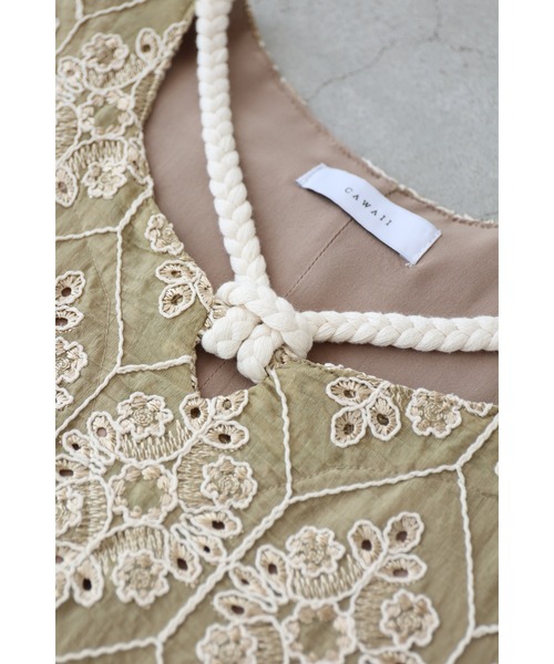 美しさ織りなす花刺繍ロングワンピース（ワンピース）｜CAWAII