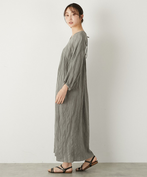 LOGEMENT DE CLAIRE（ロジュモンドクレール）の「【LOURMARIN】Vネックタックワンピース（ワンピース・レディース・ライトベージュ/ラベンダー/ライトグレー・FREE）」の20枚目の写真