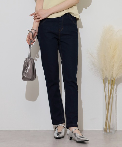 atONE(アットワン)の「ストレッチデニムウエストゴムスリムパンツ(デニムパンツ・レディース・ネイビー/ワンウォッシュ/ブルー・4L/LL/L/M/3L)」の3枚目の写真