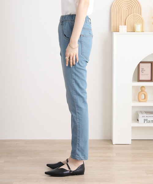 atONE(アットワン)の「ストレッチデニムウエストゴムスリムパンツ(デニムパンツ・レディース・ネイビー/ワンウォッシュ/ブルー・4L/LL/L/M/3L)」の5枚目の写真