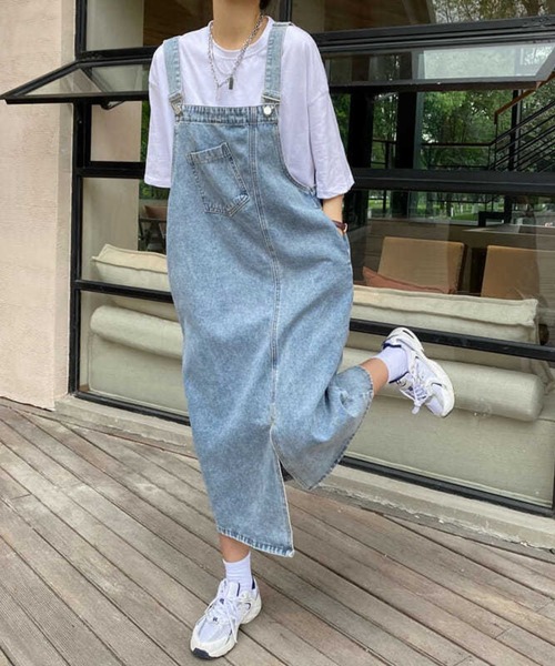 SPIGA（スピーガ）の「ﾃﾞﾆﾑｻﾛﾍﾟｯﾄｽﾘｯﾄ入りﾛﾝｸﾞｽｶｰﾄ（サロペット/オーバーオール・レディース・ブルー・SMALL/MEDIUM/LARGE/X-LARGE）」の2枚目の写真