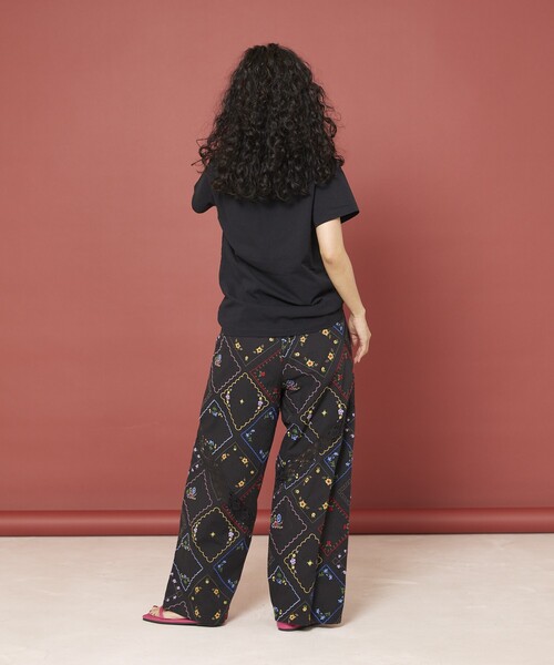 Freada（フリーダ）の「Freada/フリーダ オイルカット加工Tシャツ（Tシャツ/カットソー・レディース・ホワイト/オレンジ/ブラック・SMALL/MEDIUM）」の14枚目の写真