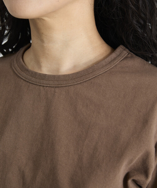 Freada(フリーダ)の「Freada/フリーダ オイルカット加工クルーネック Tシャツ(Tシャツ/カットソー・レディース・ホワイト/オレンジ/ブラック/ブラウン・SMALL/MEDIUM)」の14枚目の写真