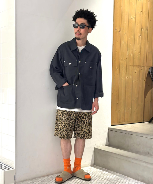 Carhartt（カーハート）の「CARHARTT WIP / カーハート ダブリューアイピー DREWE CHORE COAT（ブルゾン・メンズ・アイボリー/ブラック・LARGE/SMALL/MEDIUM）」の3枚目の写真