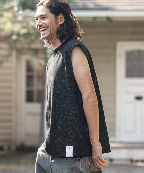 CAMBIO（カンビオ）の「mta566- Uneven Dyed Print Sleeveless Cut sew ノースリーブカットソー（タンクトップ・メンズ・ブラック/レッド/カーキ・M/L）」の4枚目の写真