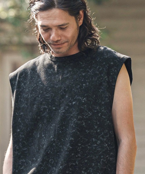 CAMBIO（カンビオ）の「mta566- Uneven Dyed Print Sleeveless Cut sew ノースリーブカットソー（タンクトップ・メンズ・ブラック/レッド/カーキ・M/L）」の5枚目の写真