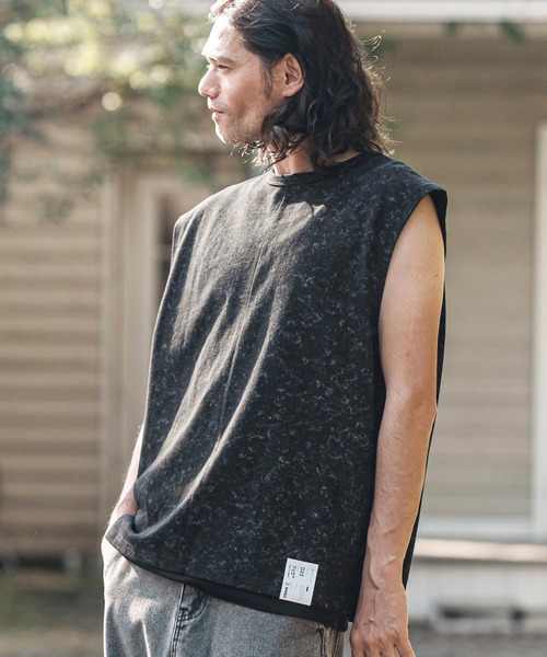 CAMBIO（カンビオ）の「mta566- Uneven Dyed Print Sleeveless Cut sew ノースリーブカットソー（タンクトップ・メンズ・ブラック/レッド/カーキ・M/L）」の6枚目の写真