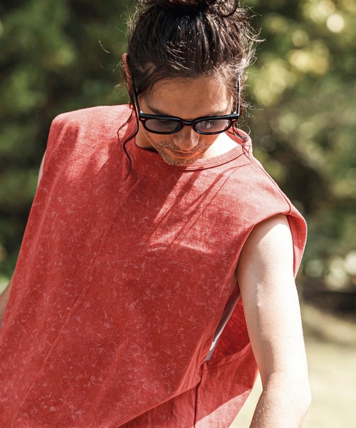 CAMBIO（カンビオ）の「mta566- Uneven Dyed Print Sleeveless Cut sew ノースリーブカットソー（タンクトップ・メンズ・ブラック/レッド/カーキ・M/L）」の11枚目の写真
