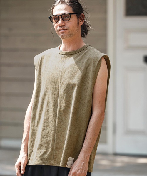 CAMBIO（カンビオ）の「mta566- Uneven Dyed Print Sleeveless Cut sew ノースリーブカットソー（タンクトップ・メンズ・ブラック/レッド/カーキ・M/L）」の17枚目の写真