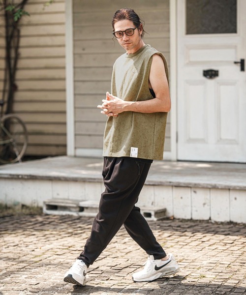 CAMBIO（カンビオ）の「mta566- Uneven Dyed Print Sleeveless Cut sew ノースリーブカットソー（タンクトップ・メンズ・ブラック/レッド/カーキ・M/L）」の19枚目の写真