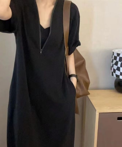 deux amour（ドゥーザムール）の「ハーフジップロングワンピース（ワンピース・レディース・カーキ/グレー/ブラック・FREE）」の4枚目の写真