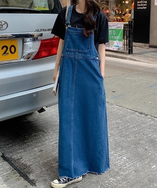 FAVORITO(ファヴォリート)の「デニムサロペット(ワンピース・レディース・ブルー・M/L/XL)」の1枚目の写真