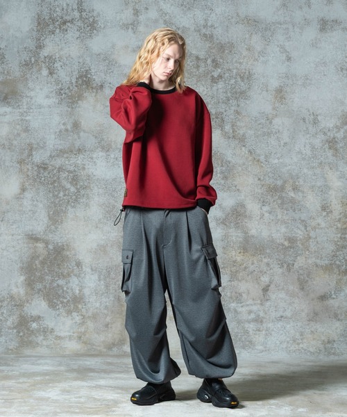 glamb（グラム）の「Smooth Sweat Pullover / スムーススウェットプルオーバー（Tシャツ/カットソー・メンズ・レッド/グレー/ブラック・S/M/L）」の15枚目の写真