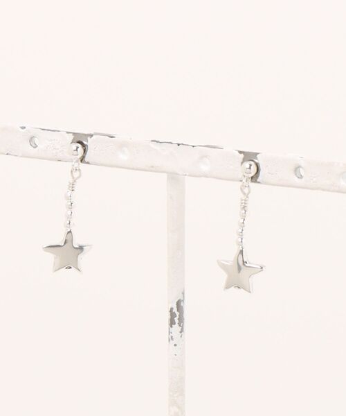 Harpo(アルポ)の「【HARPO】シルバー ロングピアス スター 星 銀製 ピアス(ピアス(両耳用)・レディース・シルバー・FREE)」の4枚目の写真