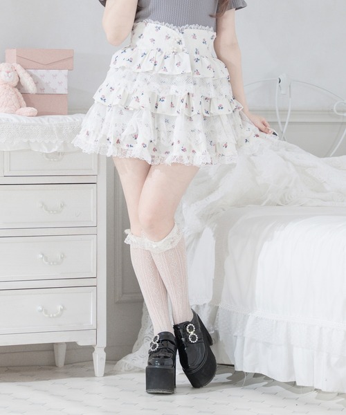 Pal elfy(パルエルフィー)の「ティアードレース姫スカート(スカート・レディース・ホワイト系その他/オフホワイト/ブラック・LARGE/フリー)」の2枚目の写真