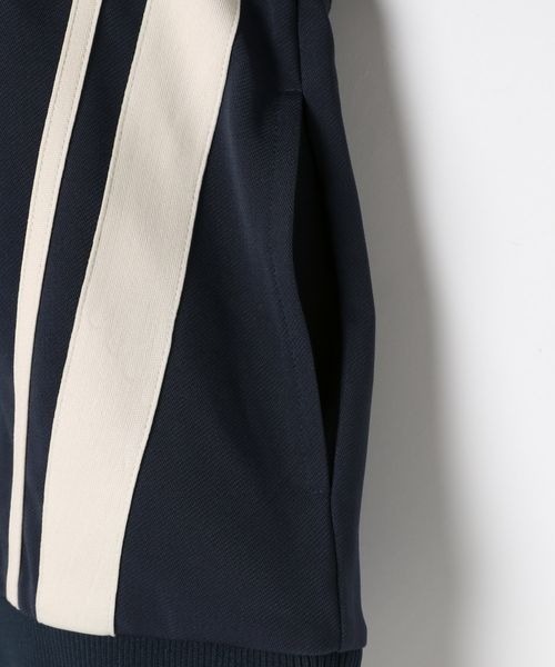 PAGEBOY（ページボーイ）の「Ｓ／Ｕライントラックジャケット（ノーカラージャケット・レディース・ネイビー/ブラック・FREE）」の22枚目の写真